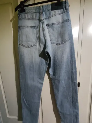 Pantalón vaquero Bershka chico Talla 34