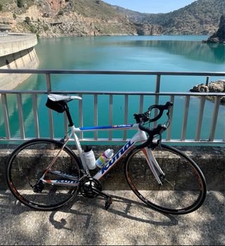 Bicicleta de carretera Kona Zing