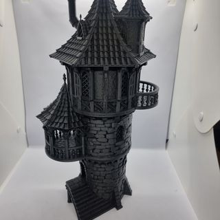 Torre Mago y Decoración