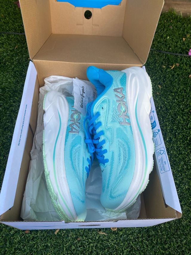 Zapatillas Hoka Clifton 10 Talla 39 Nuevas