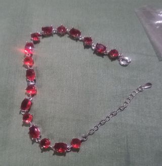 PULSERA CON PIEDRAS ROJAS BISUTERÍA MUJER