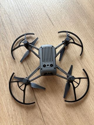 Dron Tello Blanco y Negro