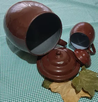 Set de Dos Pucheros Antiguos de Porcelana
