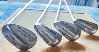 4 Palos de Golf Spalding Rustless Syncro Stroke