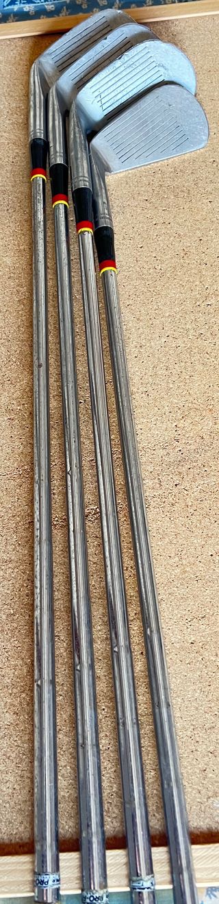 4 Palos de Golf Spalding Rustless Syncro Stroke