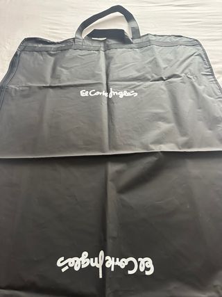 Porta-fatos El Corte Inglés preto