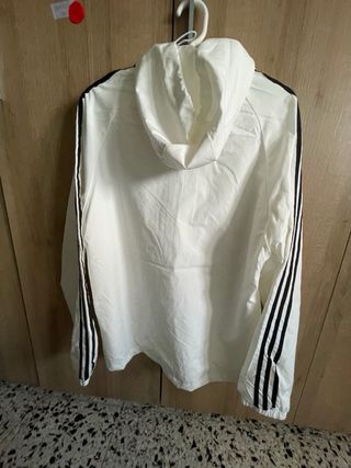 Chaqueta Adidas Blanca con Rayas Negras