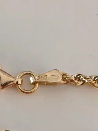 Cordón Salomónico de Oro de18k y 50cm.