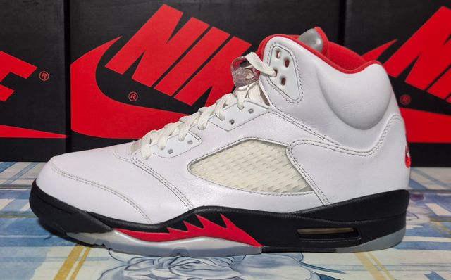 Nike Jordan 5 Fire Red Talla 45 US 11 NUEVAS V