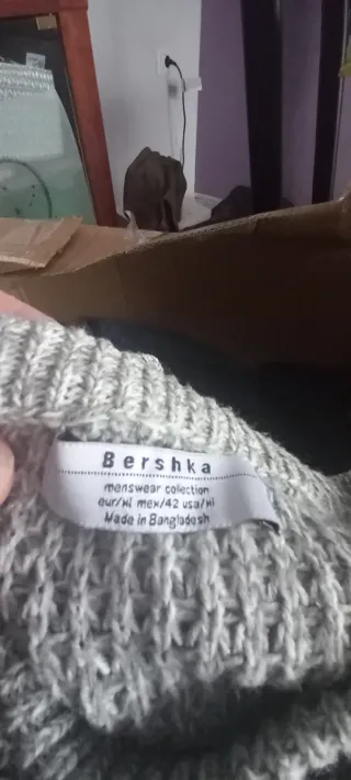 Jersey Bershka gris talla M
