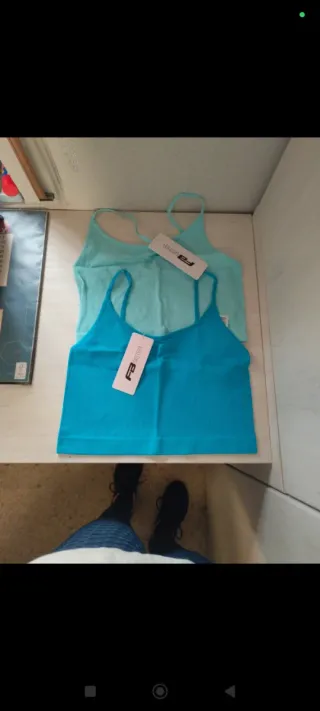 Arriba talla M
Abajo talla L