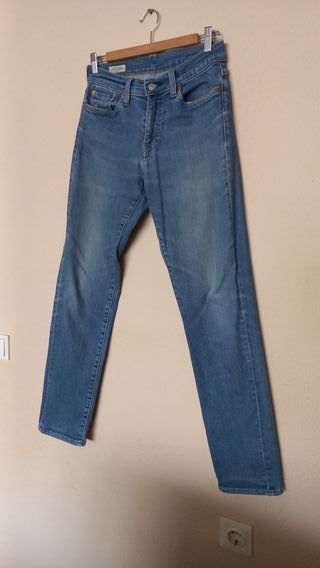 Pantalón vaquero Levi's 511 de chico, talla 29