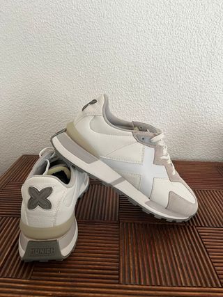 Zapatillas Munich Mujer Blancas y Grises