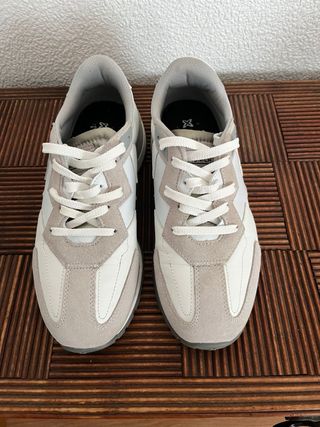 Zapatillas Munich Mujer Blancas y Grises