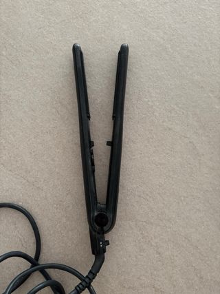 Plancha de pelo Rowenta negra modelo Élite