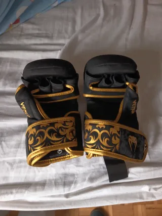 Guantillas MMA Ilia Topuria como nuevas