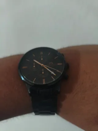 Reloj Megalith Negro y bronce