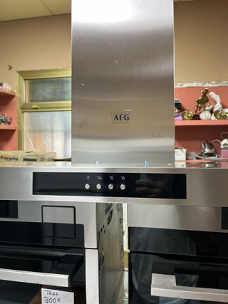 campana extractora AEG 600m decorativa 