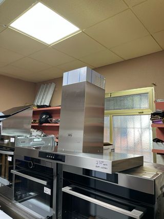 campana extractora AEG 600m decorativa 