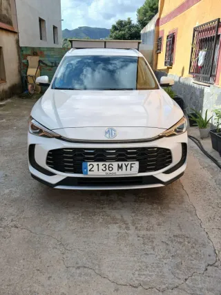 MG ZS 2025