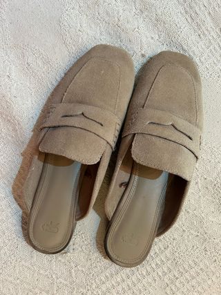 Mocasines de piel beige