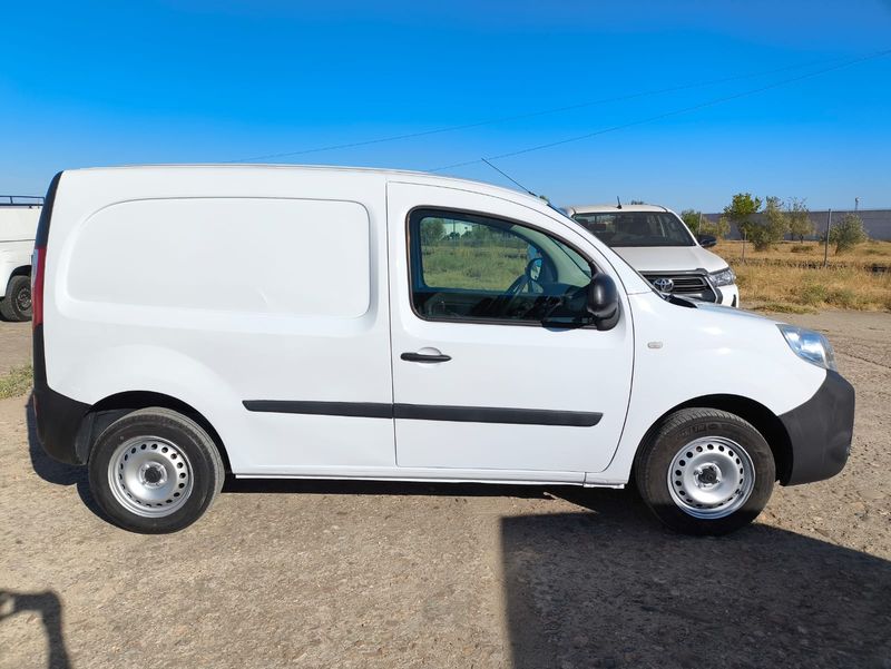 Renault Kangoo 2020, foto 10