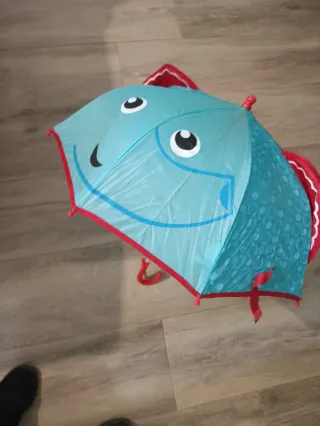 Paraguas infantil elefante azul y rojo