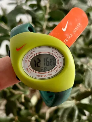*new* Nike Triax Junior | 00s vintage reloj