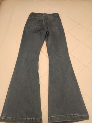 Pantalones vaqueros campana mujer