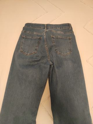 Pantalones vaqueros campana mujer