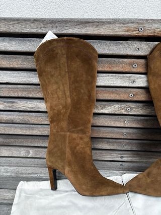 Botas Zara Tacón Serraje
Pespunte