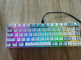 Teclado Gamer RGB Light 68 Teclas