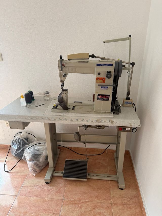 Máquina de coser Fomax columna