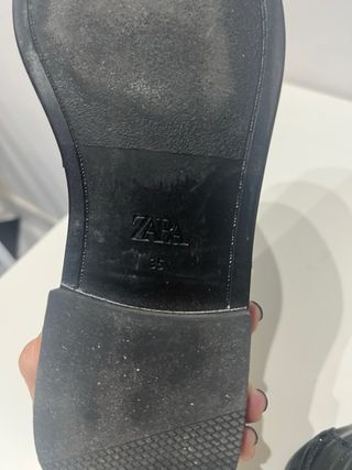 Mocasines Zara charol negros