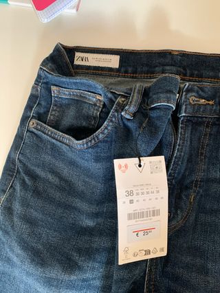 Pantalón vaquero azul Zara
