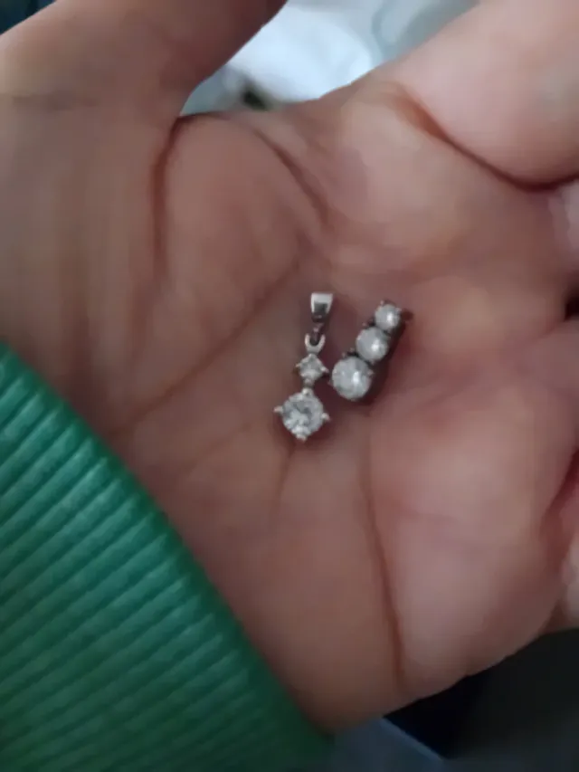 Ciondoli in argento con zirconi