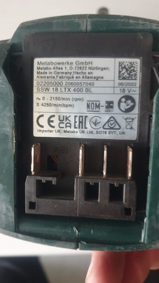 Atornillador de impacto Metabo SSW 18 LTX 400 BL