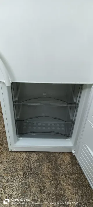 Nevera combi Fagor
No Frost energía A+
