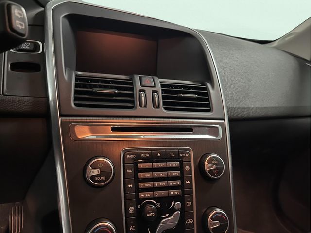 Volvo XC60 2.0 D3 Kinetic Auto