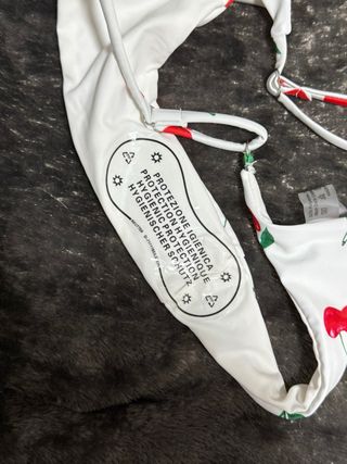 Bikini de cerezas 
