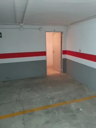 Trastero y plaza de garaje en alquiler