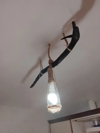 Lámpara de rama madera y cristal