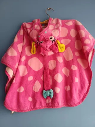 Capa de baño jirafa para niña