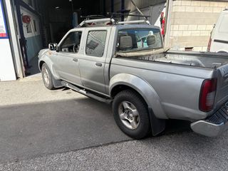 Nissan Pick-up 2003