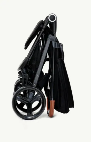 Sillita de paseo plegable negra
