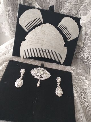 Lote Aderezo y Peinetas Plata