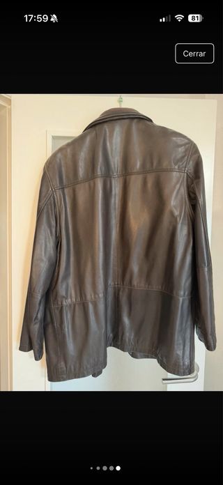 Chaqueta de piel tres cuartos