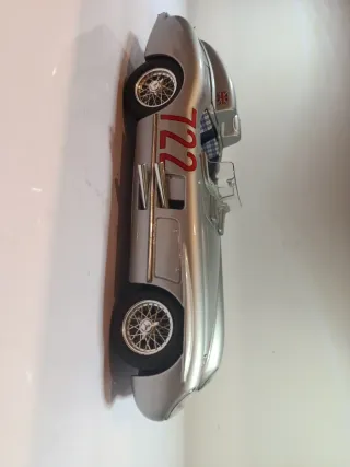 Mercedes 300 SLR Burago 1:18