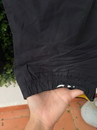 Pantalón Adidas Negro con Rayas Blancas