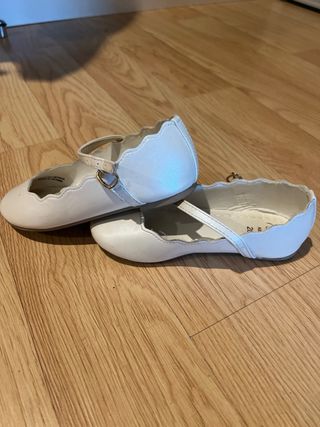 Zapatos niña Sfera beige/dorados talla 28
